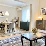 Top Centre Sofia Apartment For 6 Guests