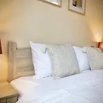 Top Centre Sofia Apartment For 6 Guests