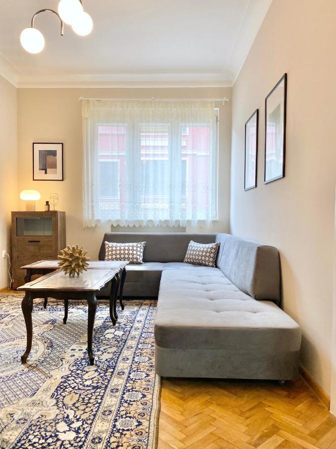 Appartamento Centre For 6 Guests